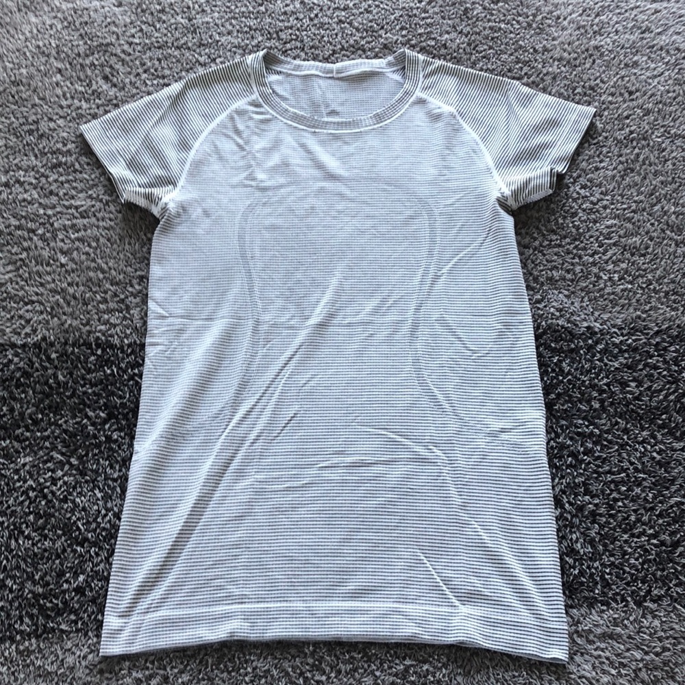 Lululemon Swiftly Tech